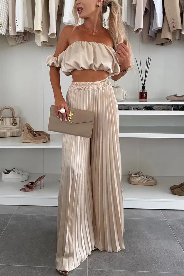 Satin Bandeau-Top mit weiter Hose im eleganten Fashion-Look