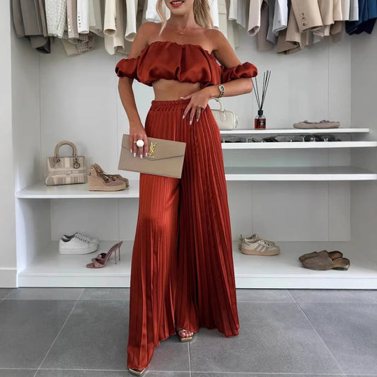 Satin Bandeau-Top mit weiter Hose im eleganten Fashion-Look