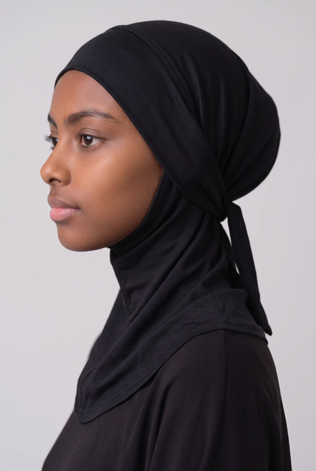 Essential Tie Bonnet