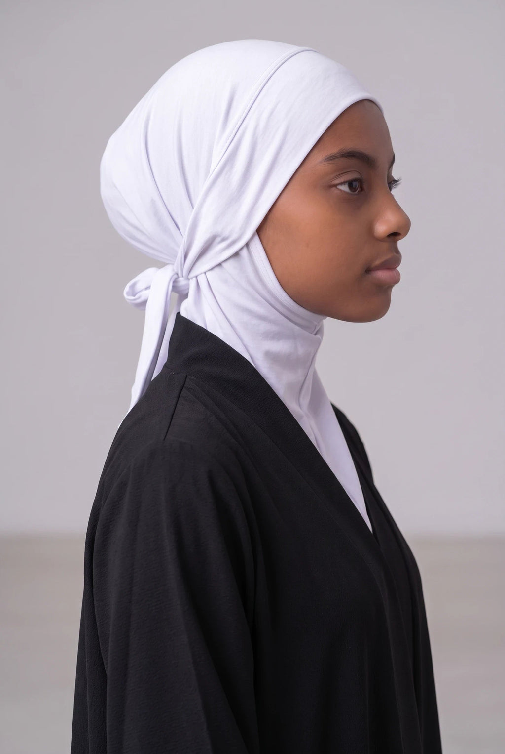 Essential Tie Bonnet