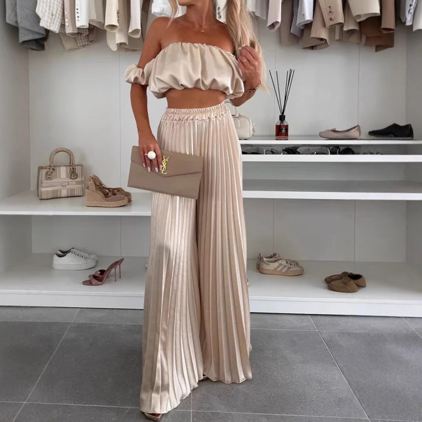 Satin Bandeau-Top mit weiter Hose im eleganten Fashion-Look
