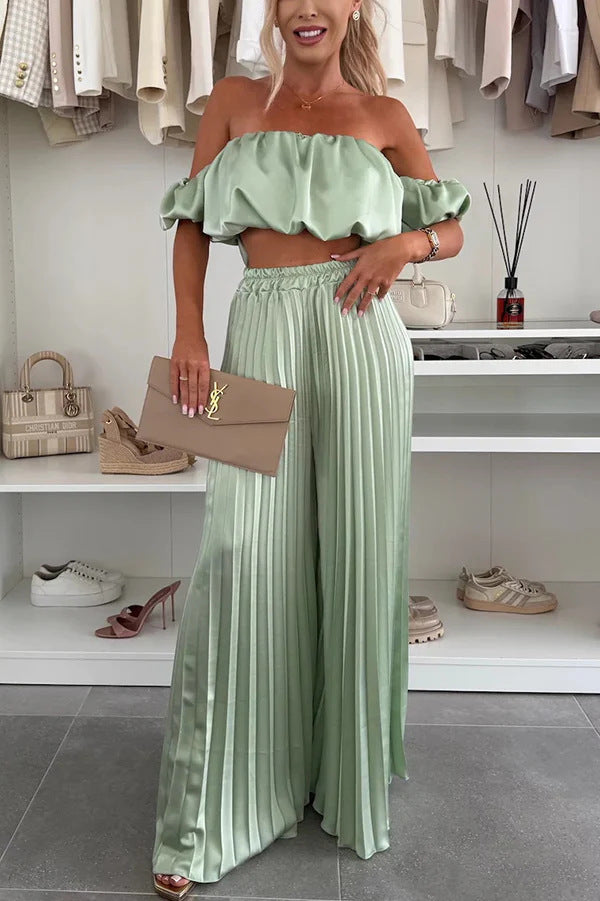 Satin Bandeau-Top mit weiter Hose im eleganten Fashion-Look